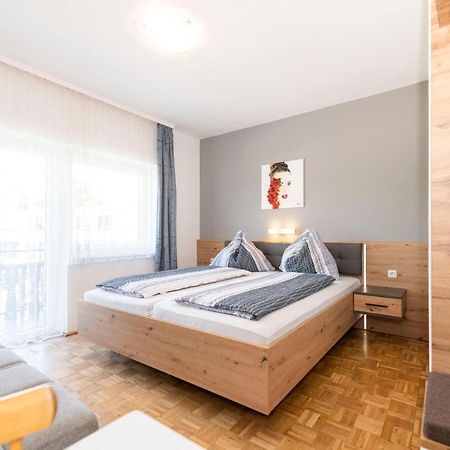 Gaestehaus Genf Фельден-ам-Вёртер-Зе Экстерьер фото
