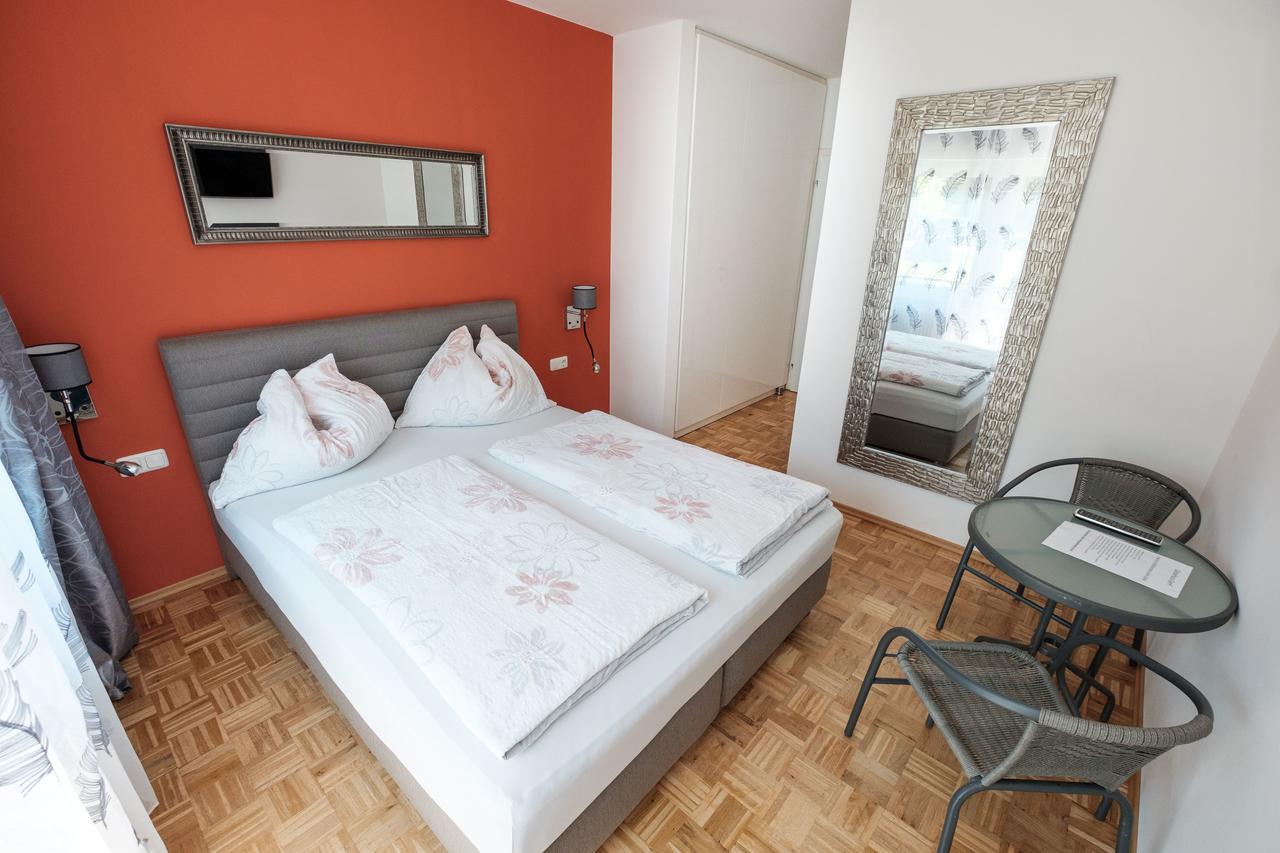Gaestehaus Genf Фельден-ам-Вёртер-Зе Экстерьер фото
