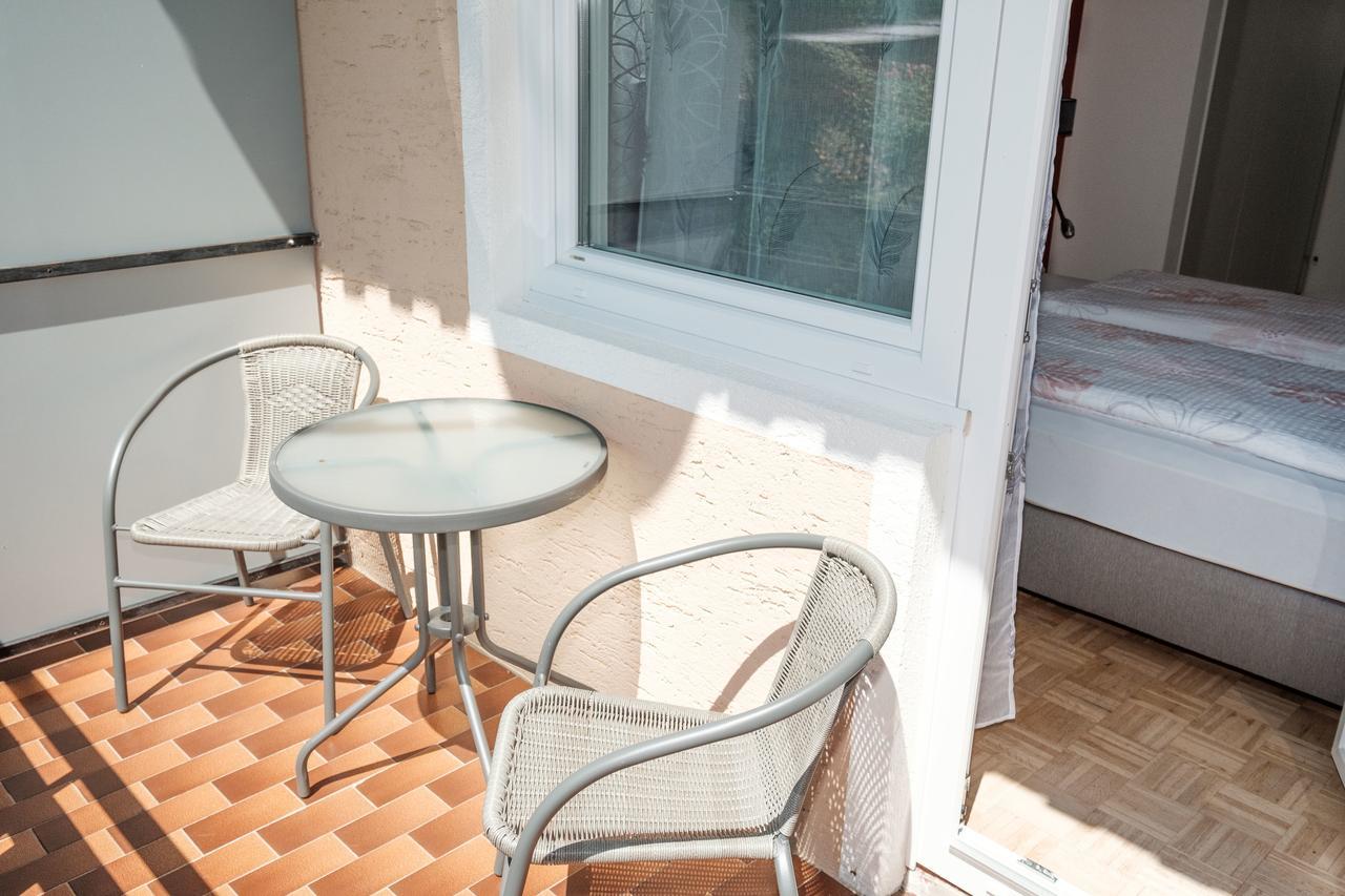 Gaestehaus Genf Фельден-ам-Вёртер-Зе Экстерьер фото